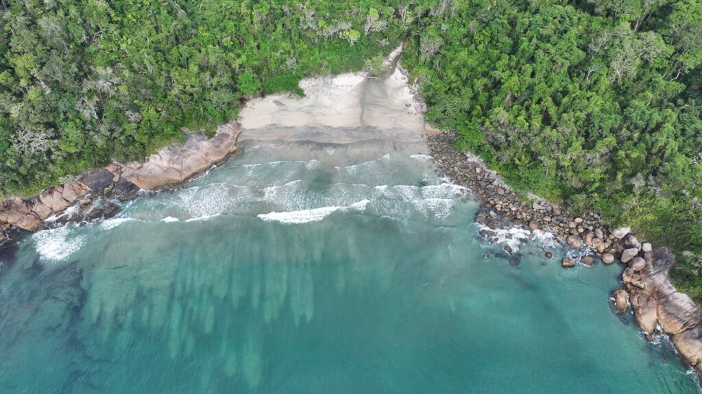 Praia de Fora - Imagem de @brunoamirimagens