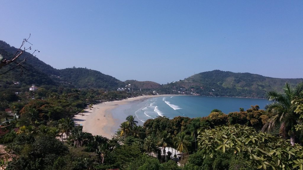 Praia da Enseada - Vista da Santa Rita