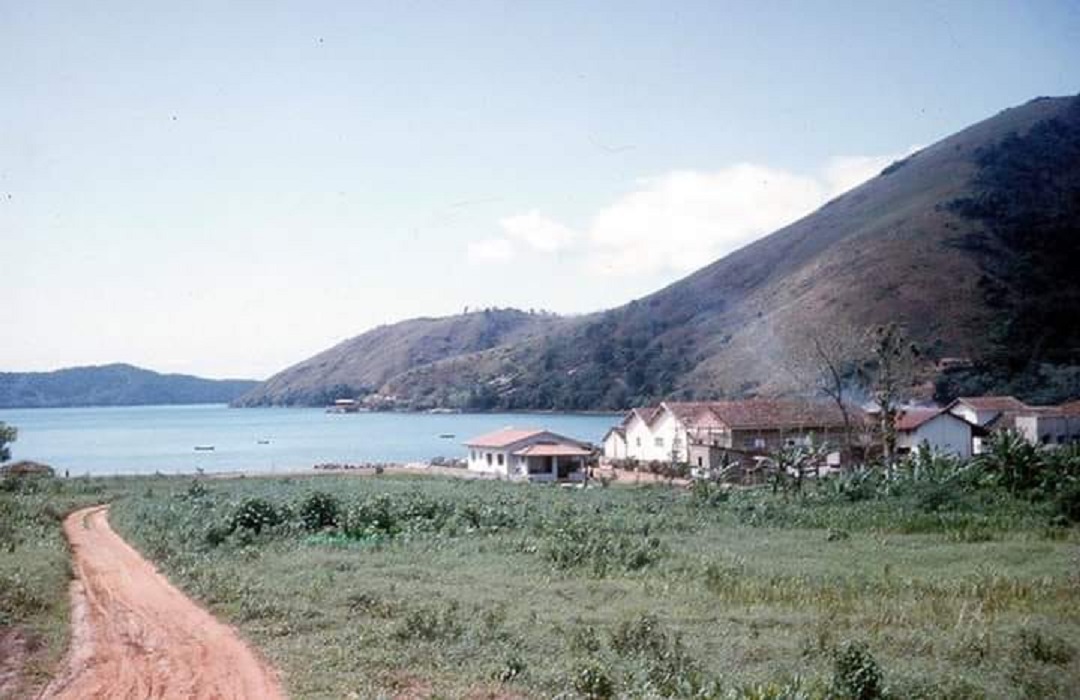 Imagem antiga da Praia do Saco da Ribeira