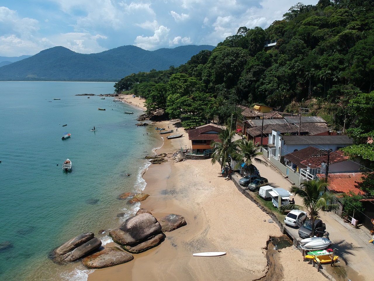 Praia e Vila de Picinguaba