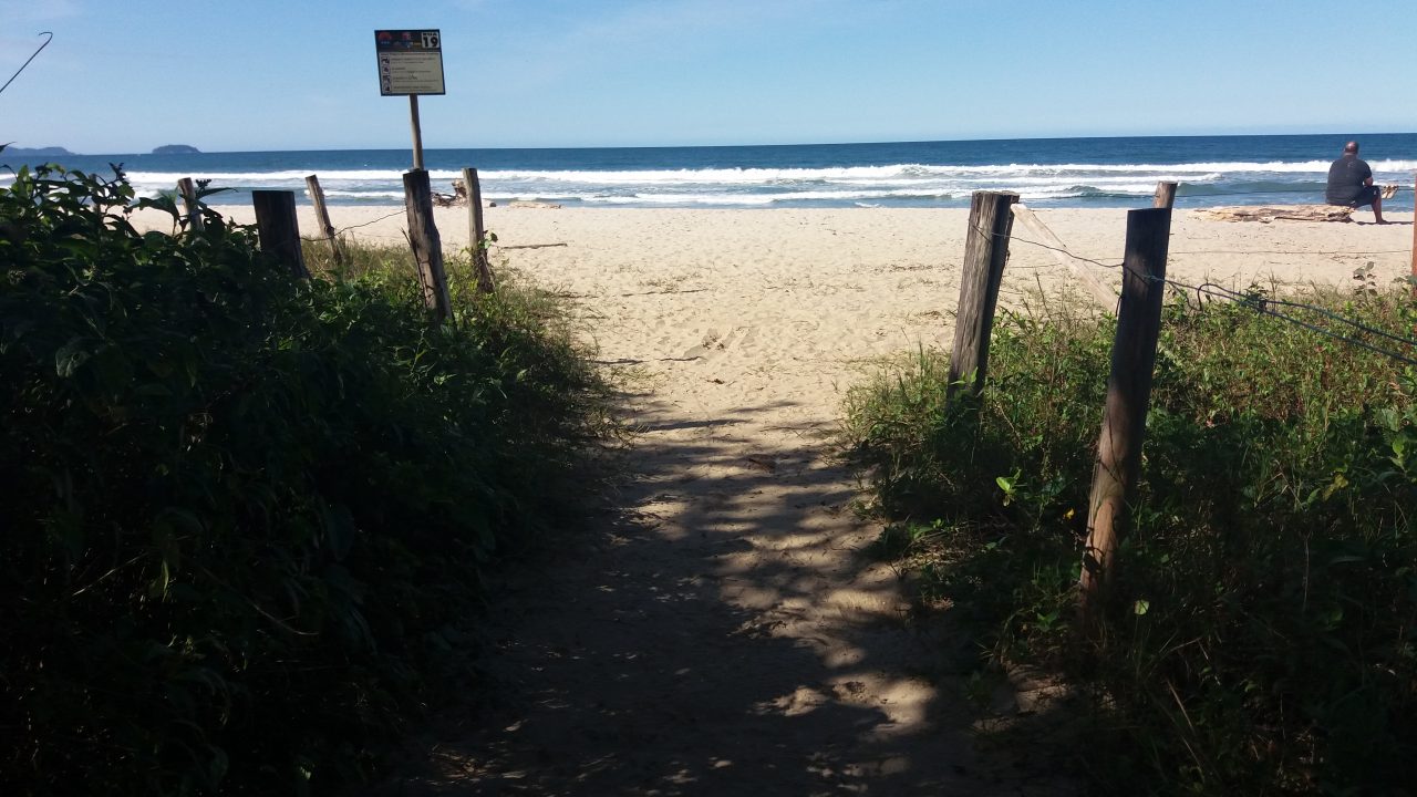 Uma das entradas para a Praia de Itamambuca