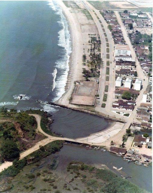 Canto esquerdo da Praia do Cruzeiro - Foto do Grupo Taubaté década de 1960