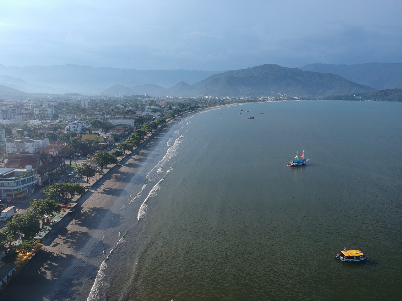 Praia do Itaguá 