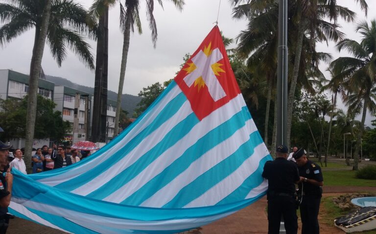 Bandeira de Ubatuba
