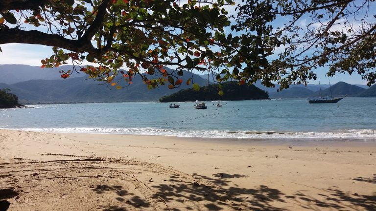 Praia do Pulso ao lado da Caçandoca