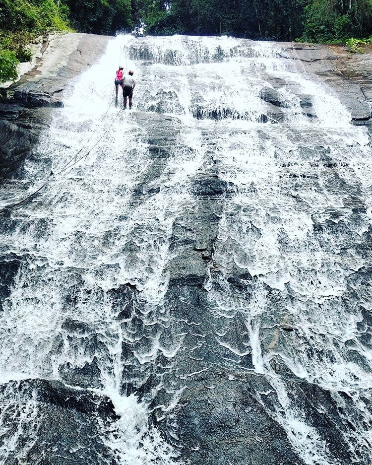  Cascading na Cachoeira Véu da Noiva - Imagem de @equipe_proadventure