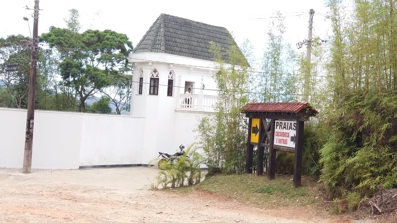 Castelo dos Arautos - No caminho para a Praia da Caçandoca