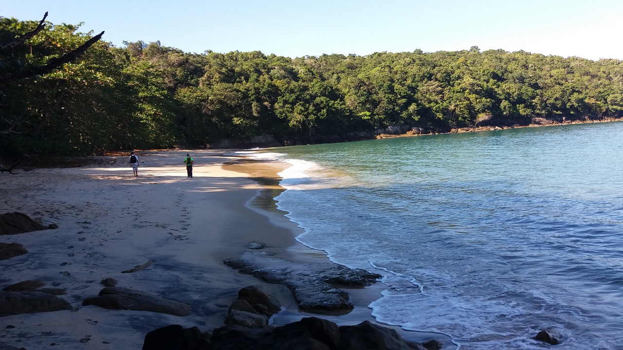 Praia Mansa - Acesso terrestre por trilha