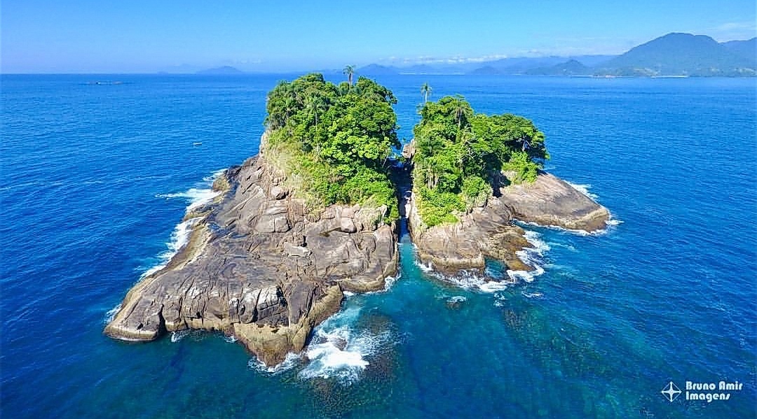 Ilha da Selinha ou Ilha Rachada