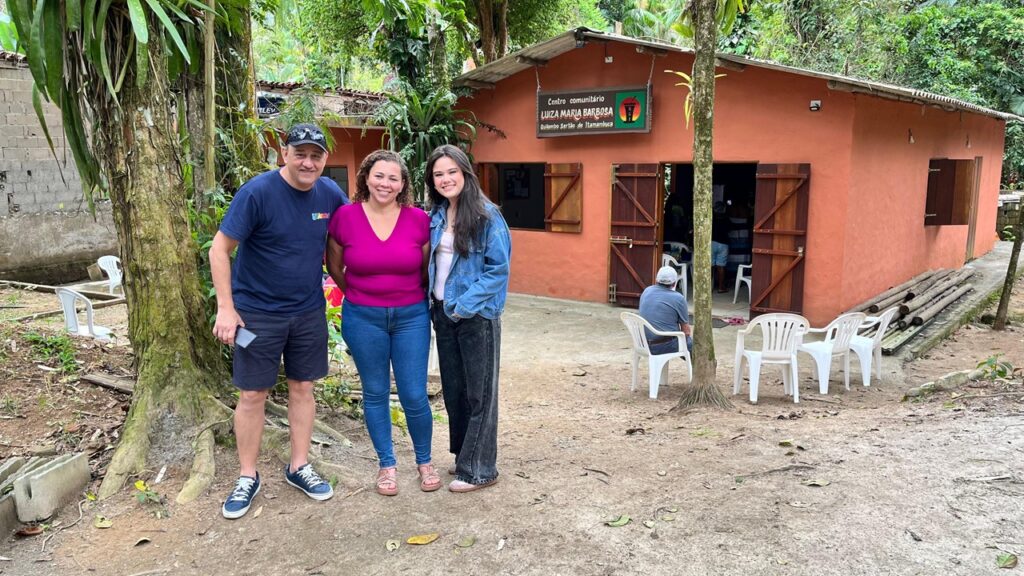 Edson Conti (Curiosidades), Adriana Cunha (Quilombo) e Laura (Curiosidades)