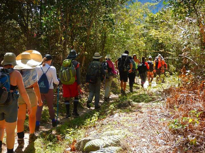 Agências de Turismo e Guias Credenciados