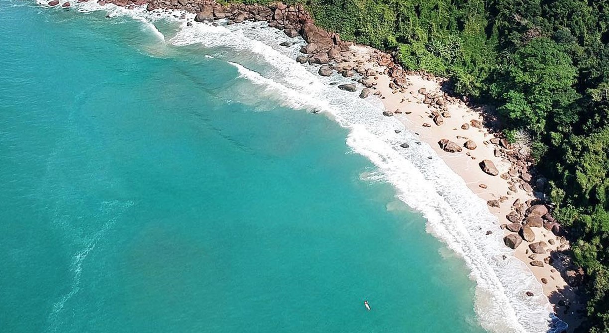 Praia Saco da Mãe Maria - Imagem de @caminhos.do.sup