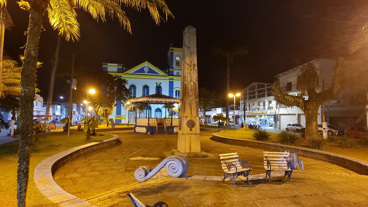 Obelisco, Coreto e Igreja Matriz