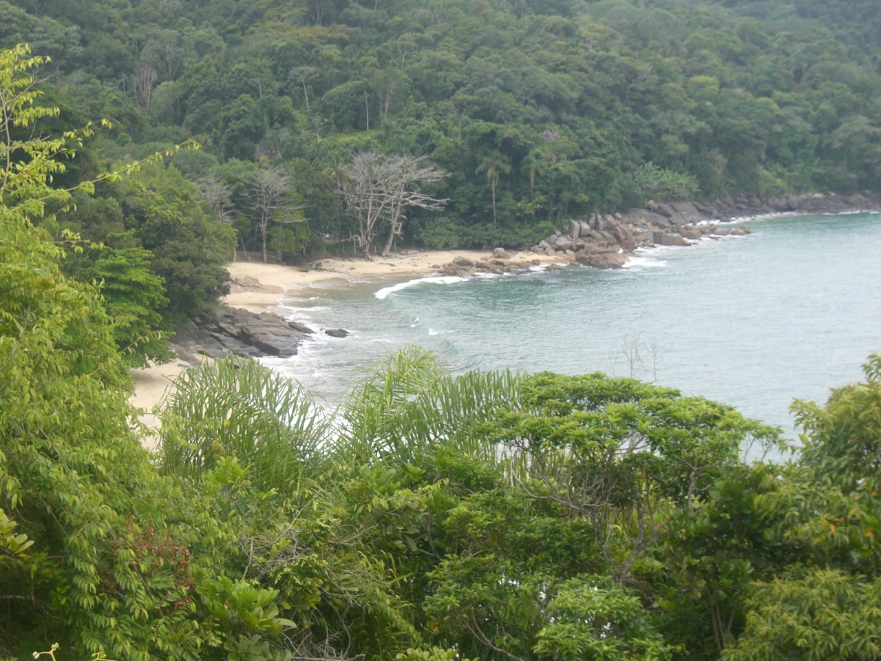 Praia do Deserto e Praia do Cedro do Sul vista da trilha