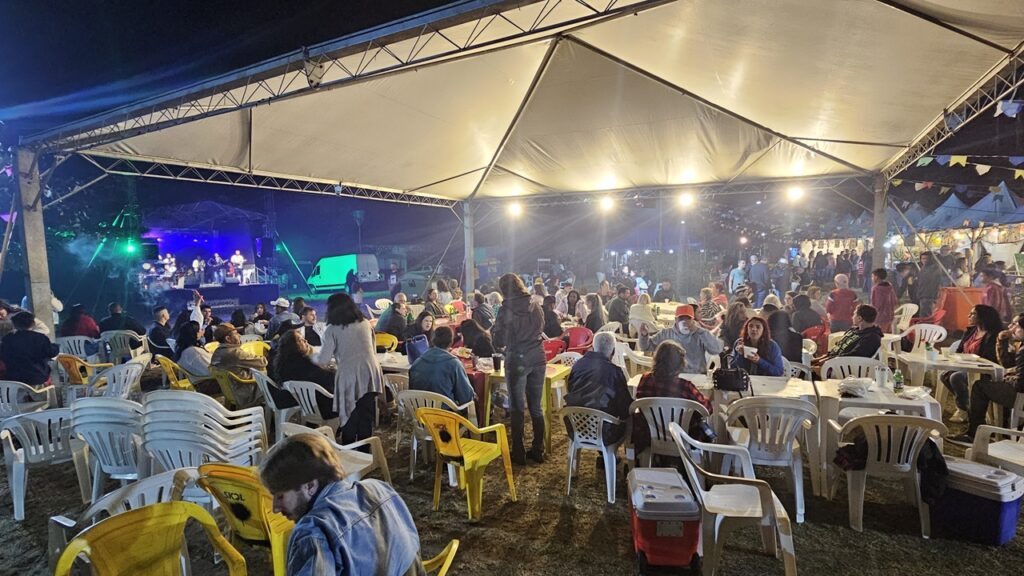 Festa "Julina" da Caçandoca