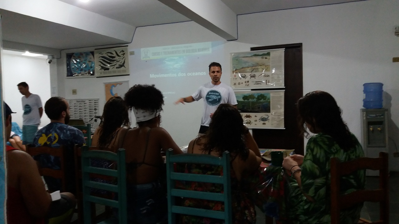 Aula no Bióicos ministrada pelo Prof. Douglas Peiró