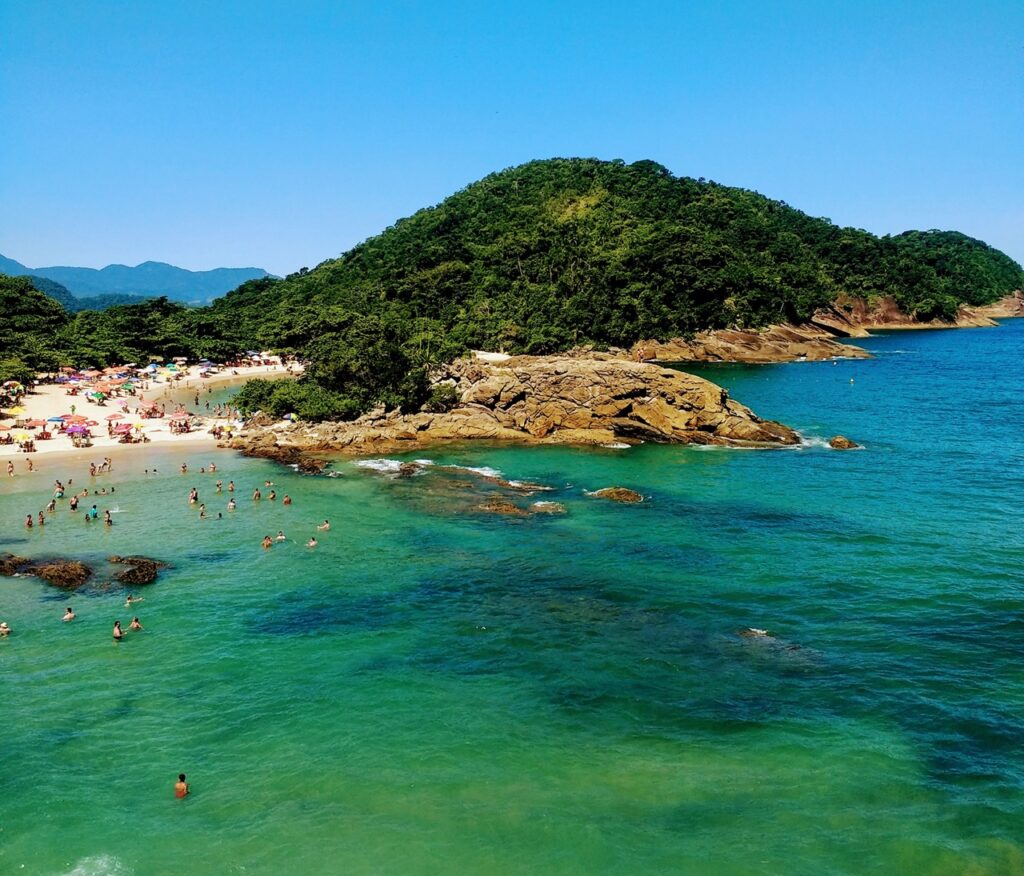 Trilha Camburi (SP) - Trindade (RJ)