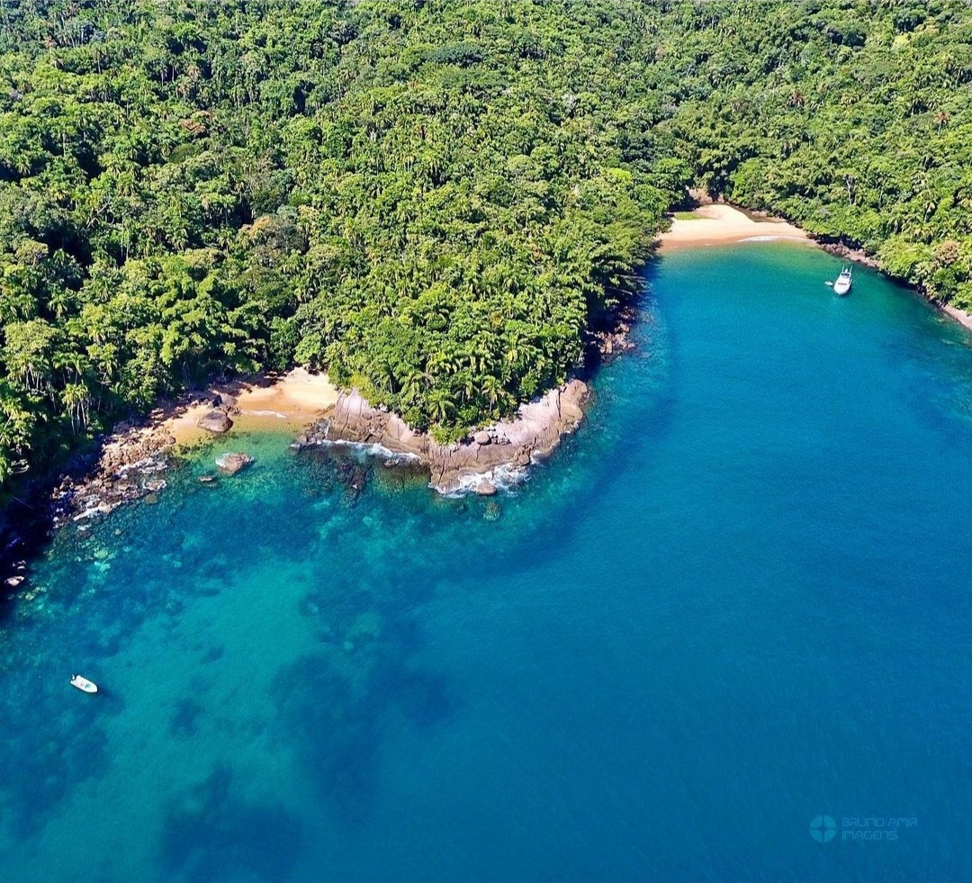 Praia do Leste e Praia de Fora @brunoamirimagens