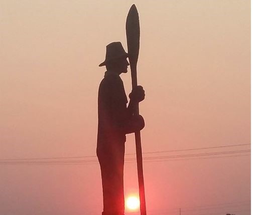 Zé Capão – E a Estátua “O Caiçara”