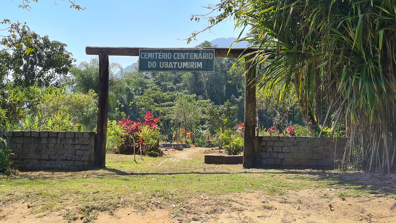 Cemitério Centenário do Ubatumirim - Estaleiro