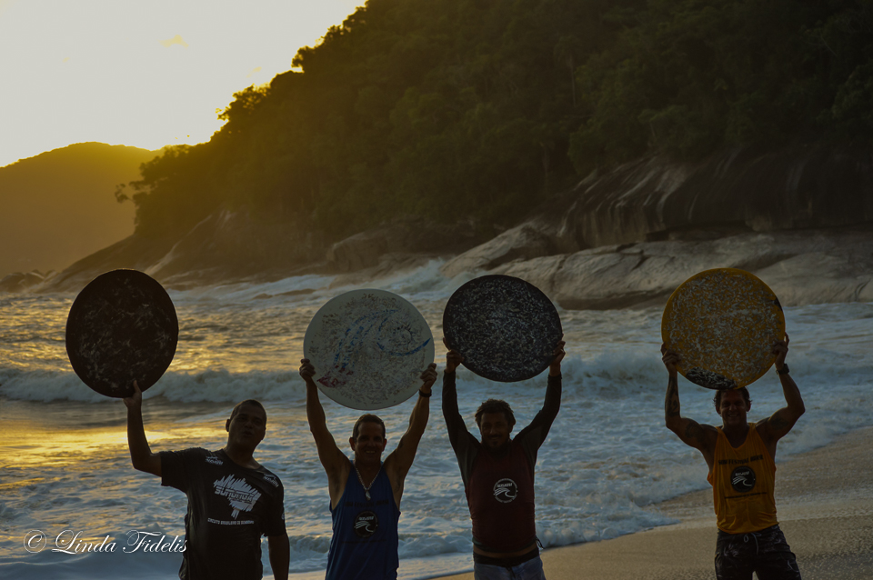 Sonrisal na Praia da Sununga - Imagem de @lindafidelis_skimboard