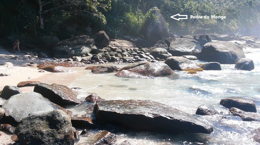 Pedra do Monge - Praia das Conchas - Formações Rochosas