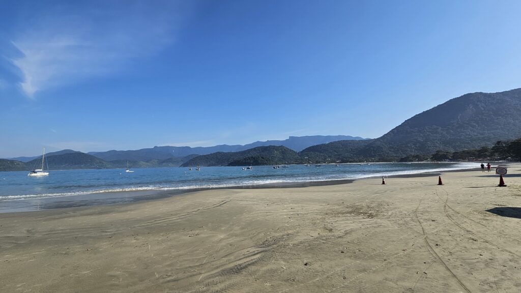 Areia Monazítica - Presente na Praia do Lázaro