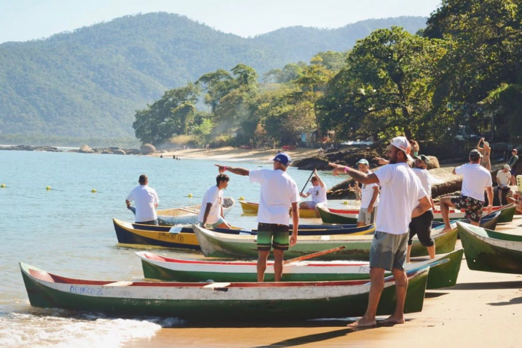 Associação de Amigos e Remadores de Canoa Caiçara
