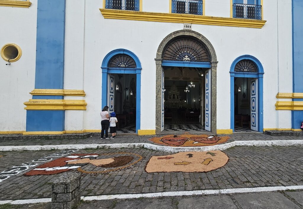 Igreja Matriz em dia de Corpus Christi