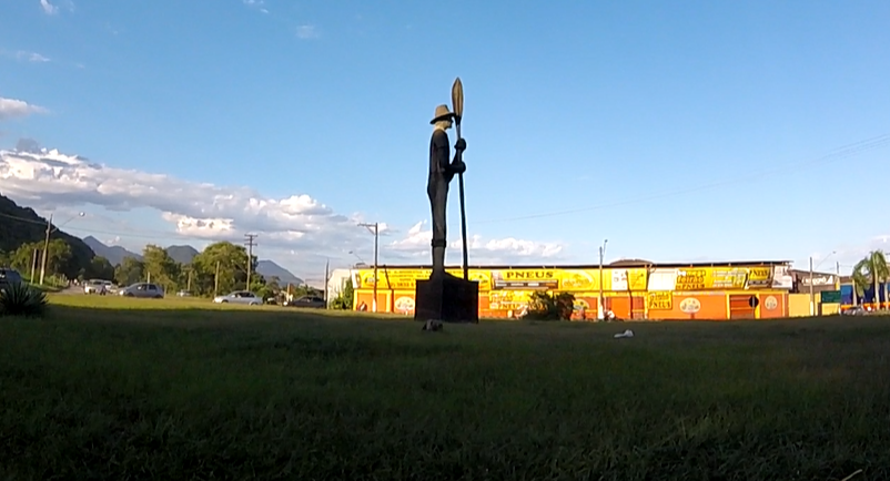 Monumento ao Caiçara