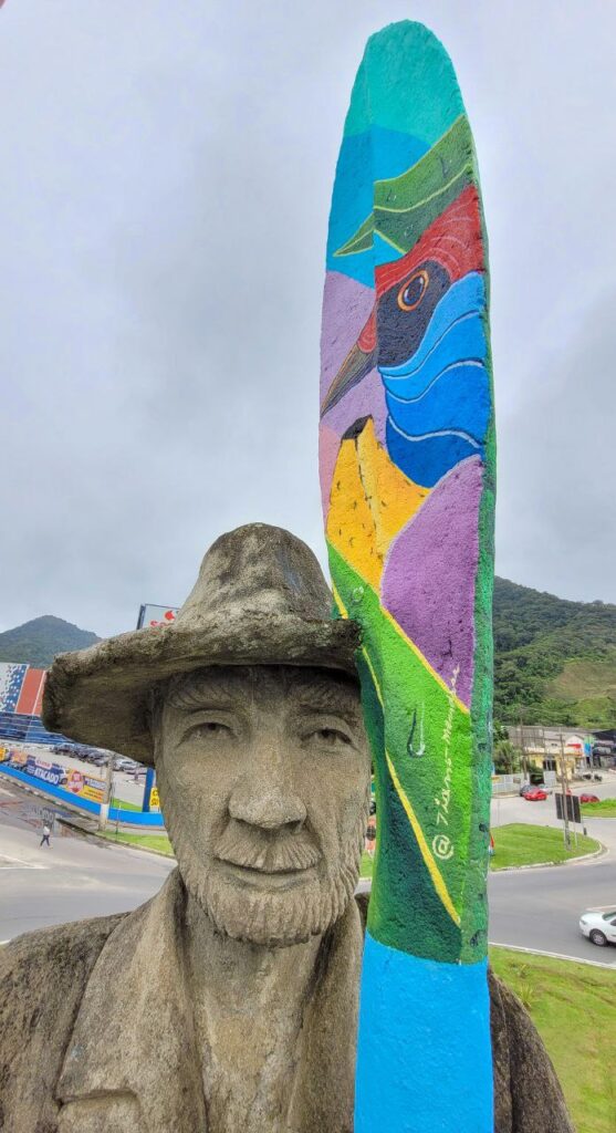 Zé Capão com o remo pintado