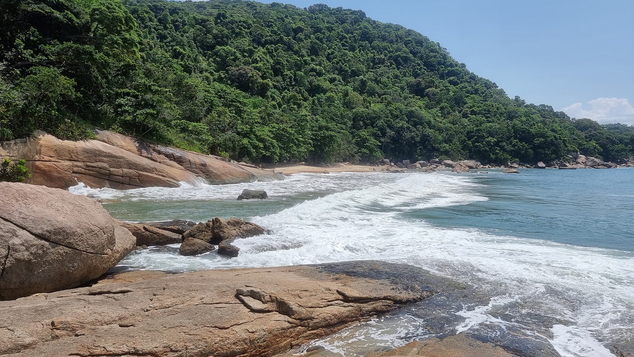 Praia do Godoi vista da costeira