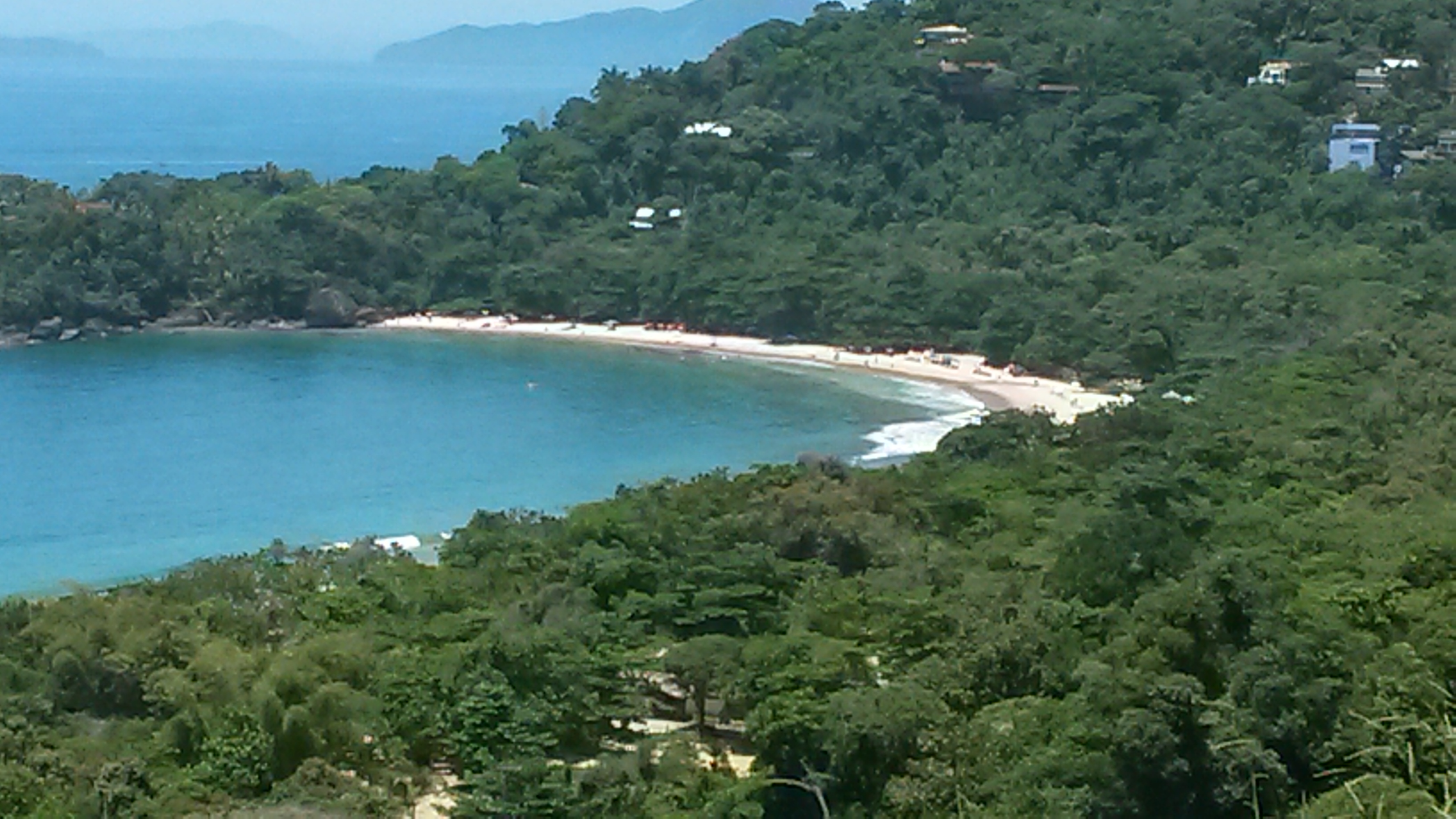Praia do Félix vista do mirante na rodovia Rio-Santos