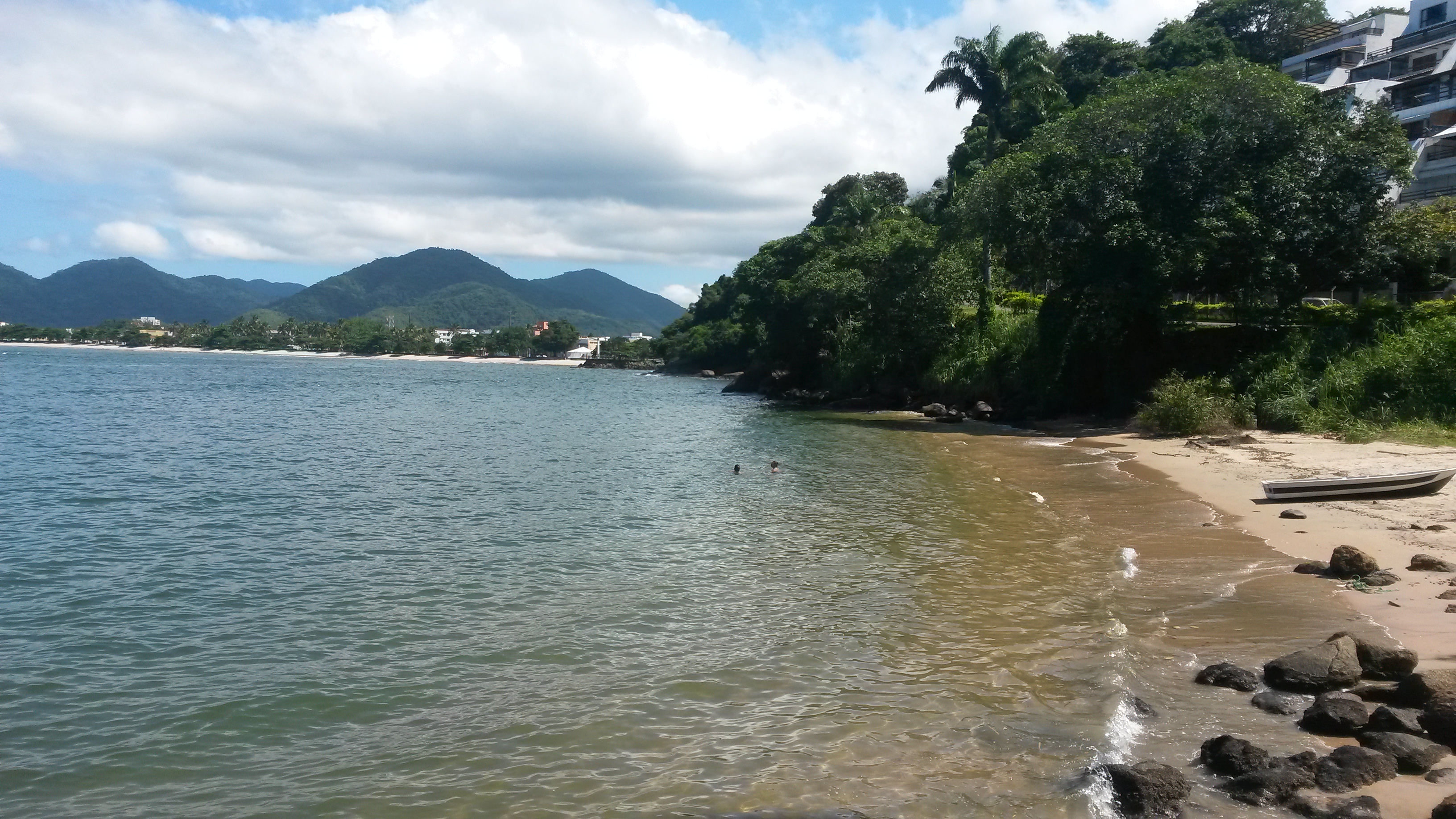 Prainha do Matarazzo e Praia do Cruzeiro ao fundo