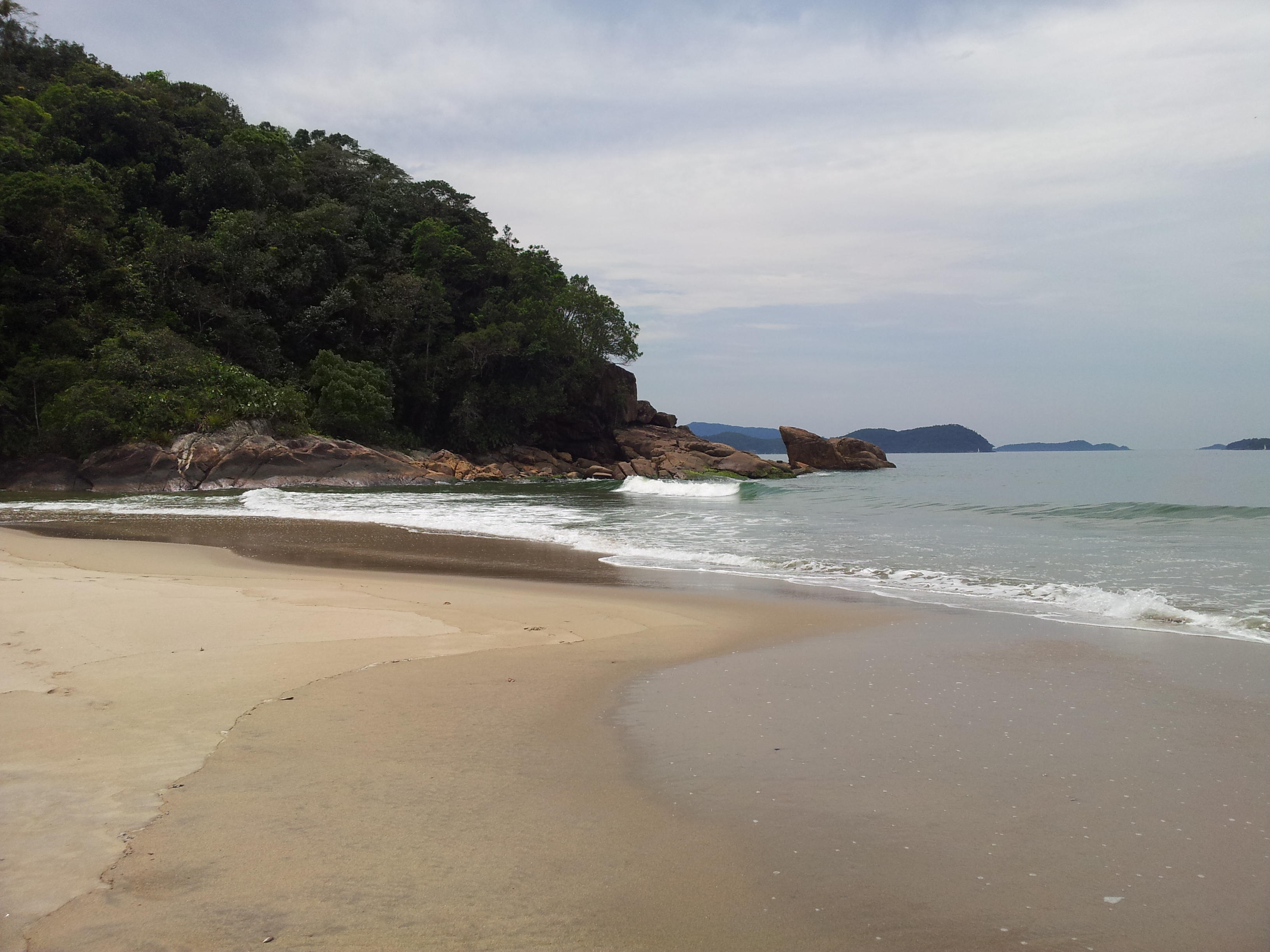 Canto esquerdo da Praia da Puruba