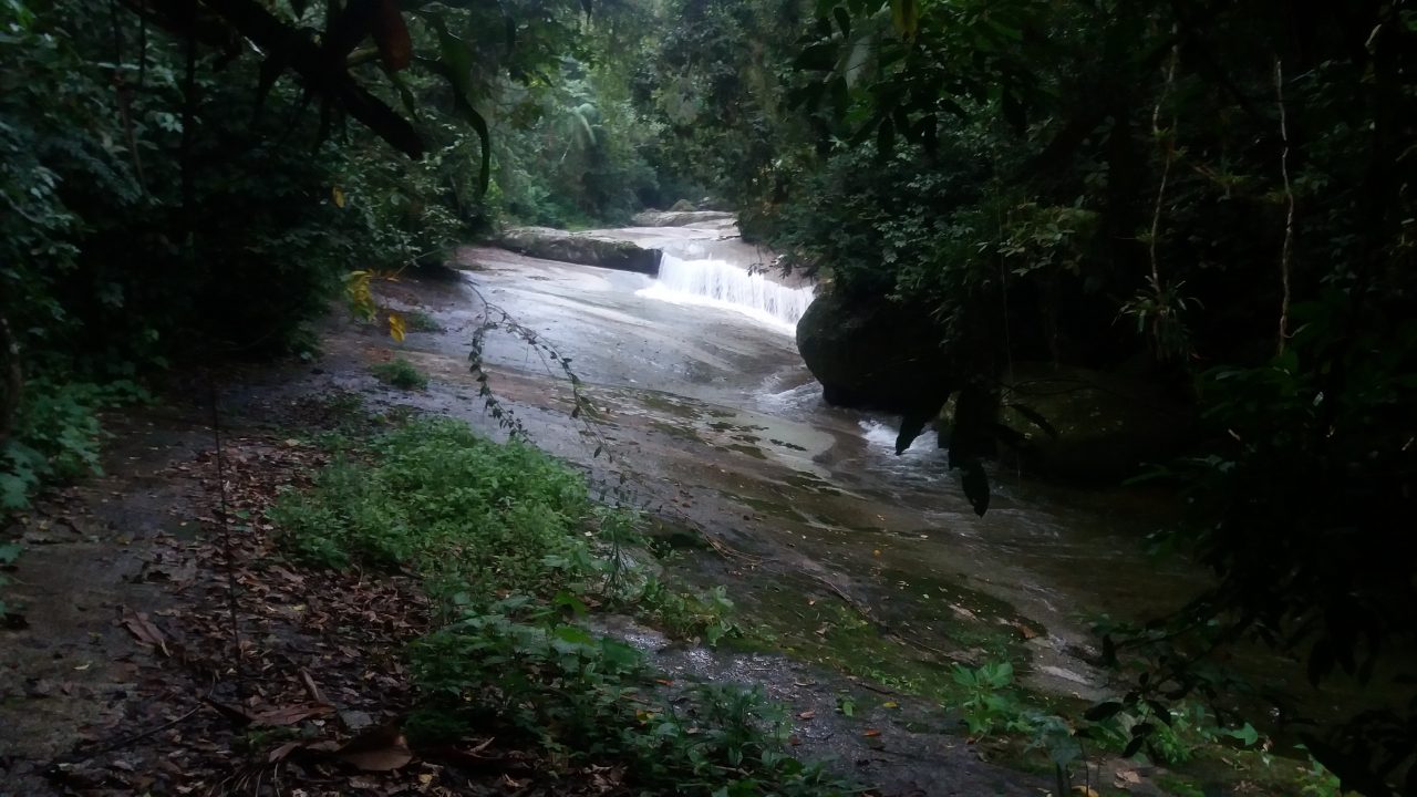 Cachoeira da Laje - Localizada na região norte de Ubatuba