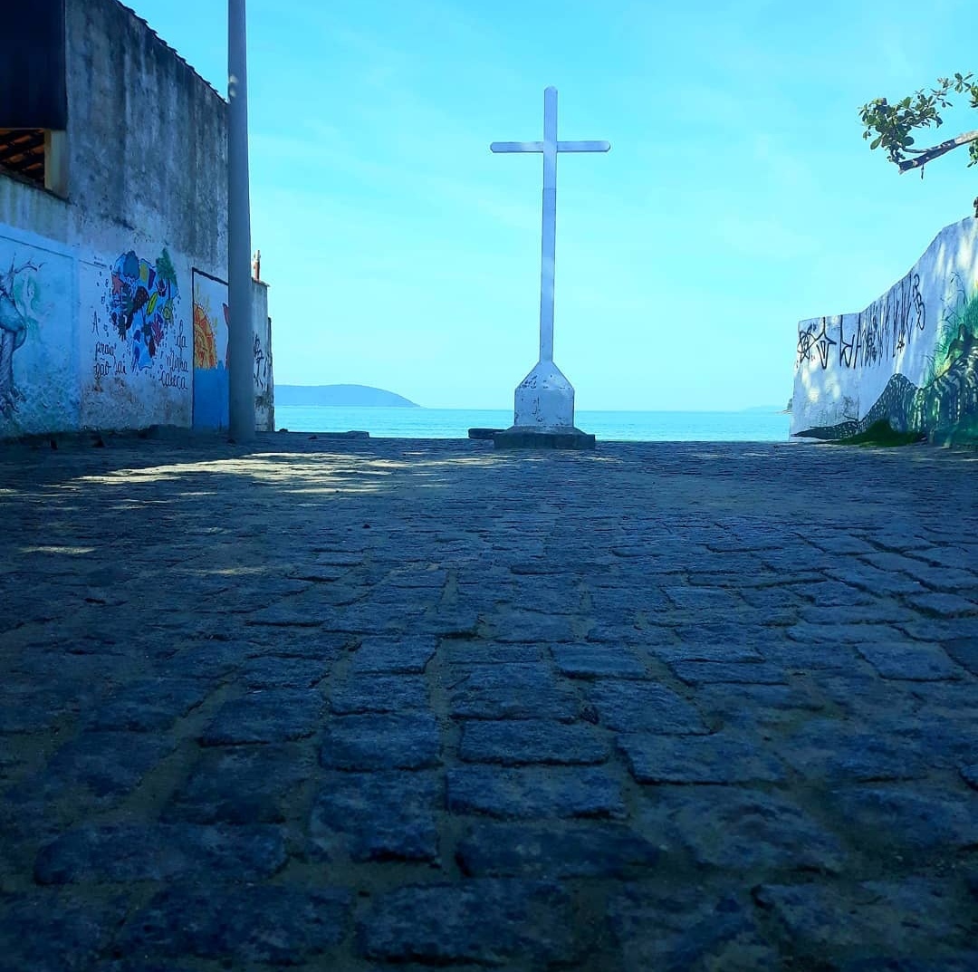 Cruzeiro na Praia do Sapê