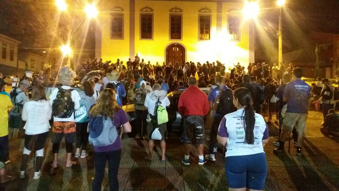 A Caminhada até o Santuário de Aparecida é sempre repleta de muita emoção