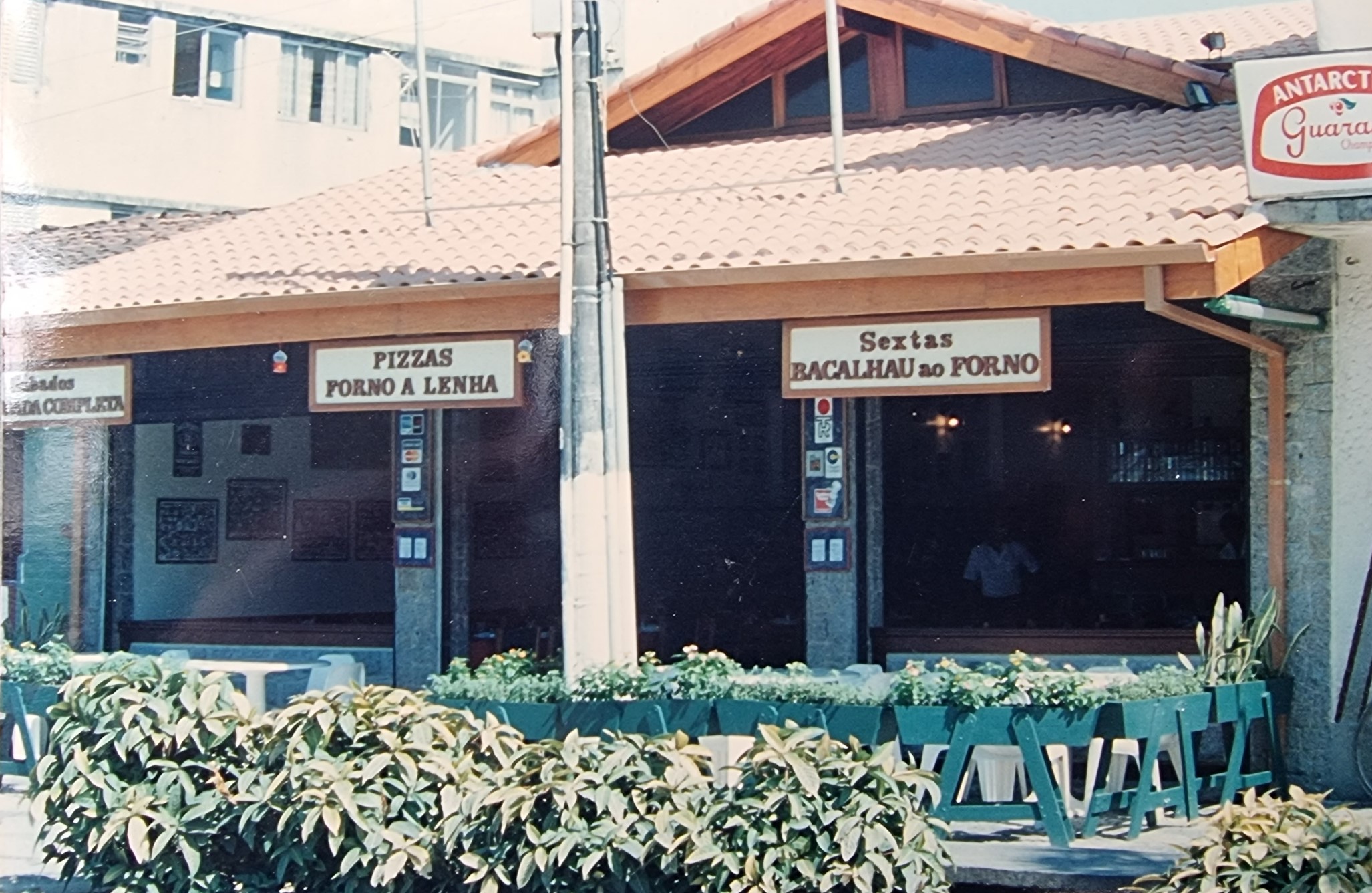 Antiga imagem do restaurante Senzala
